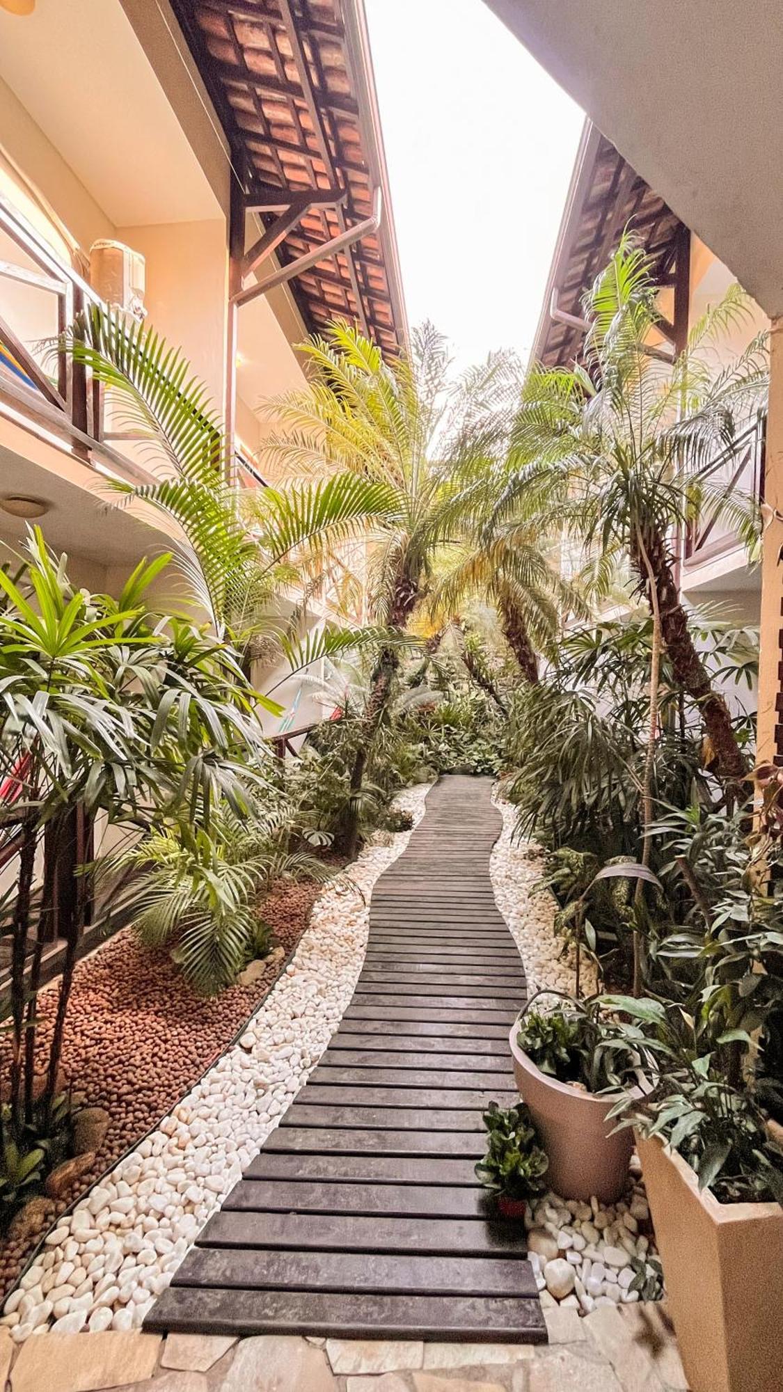 Yes Hotel Pousada Vila do Abraao Bagian luar foto